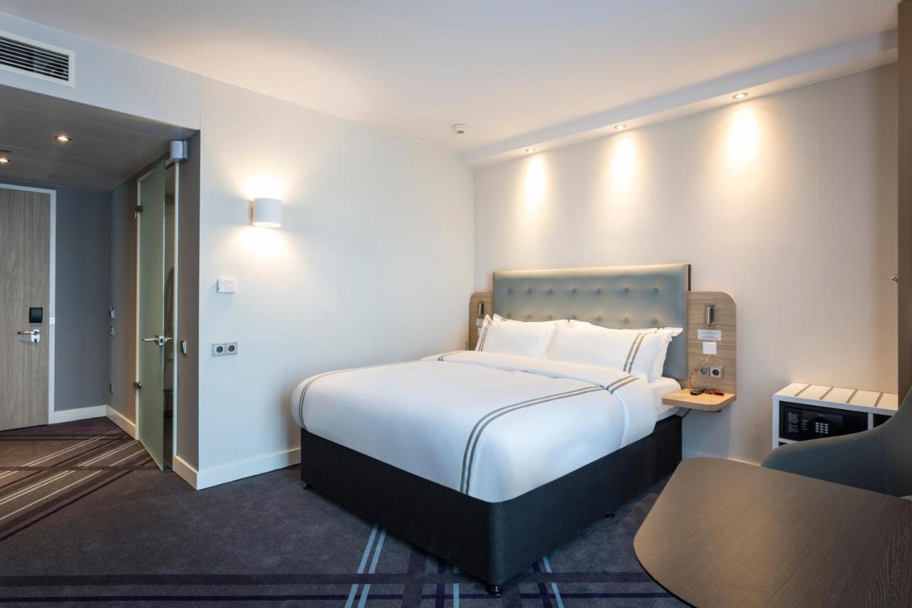 Premier Inn Freiburg City Sued Екстер'єр фото